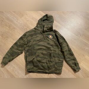 Barstool Outdoors Hoodie
- Size L